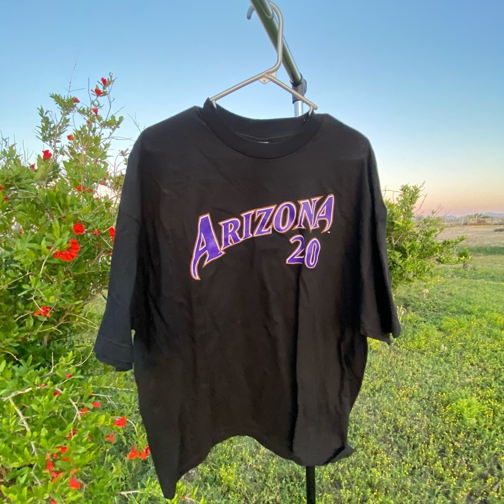 Arizona Gonzales 20 sports graphic tee